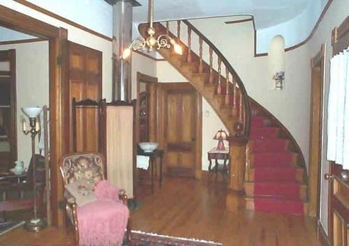 Evangeline'S Tower Bed & Breakfast Parrsboro Eksteriør billede